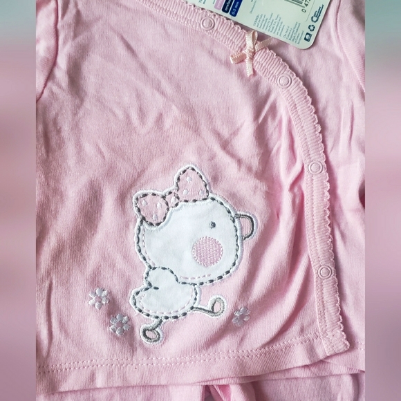 New Gerber Baby 3 pc set 0-3 months - Picture 3 of 5